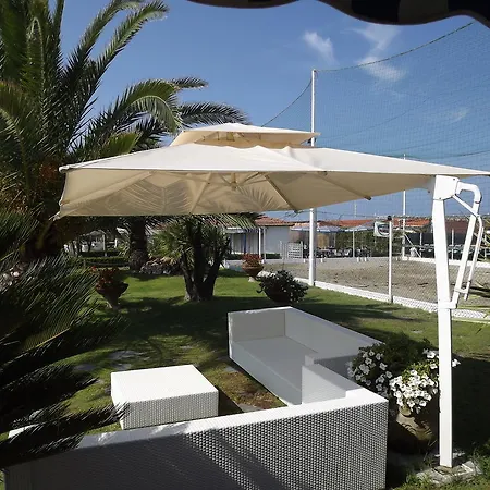 Гостевой дом Bed & Breakfast Venezia Марина-ди-Каррара