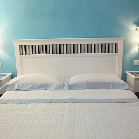 Pensionat Bedrooms Venezia Marina Di Carrara