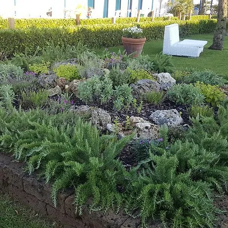 Pensionat Bedrooms Venezia Marina Di Carrara